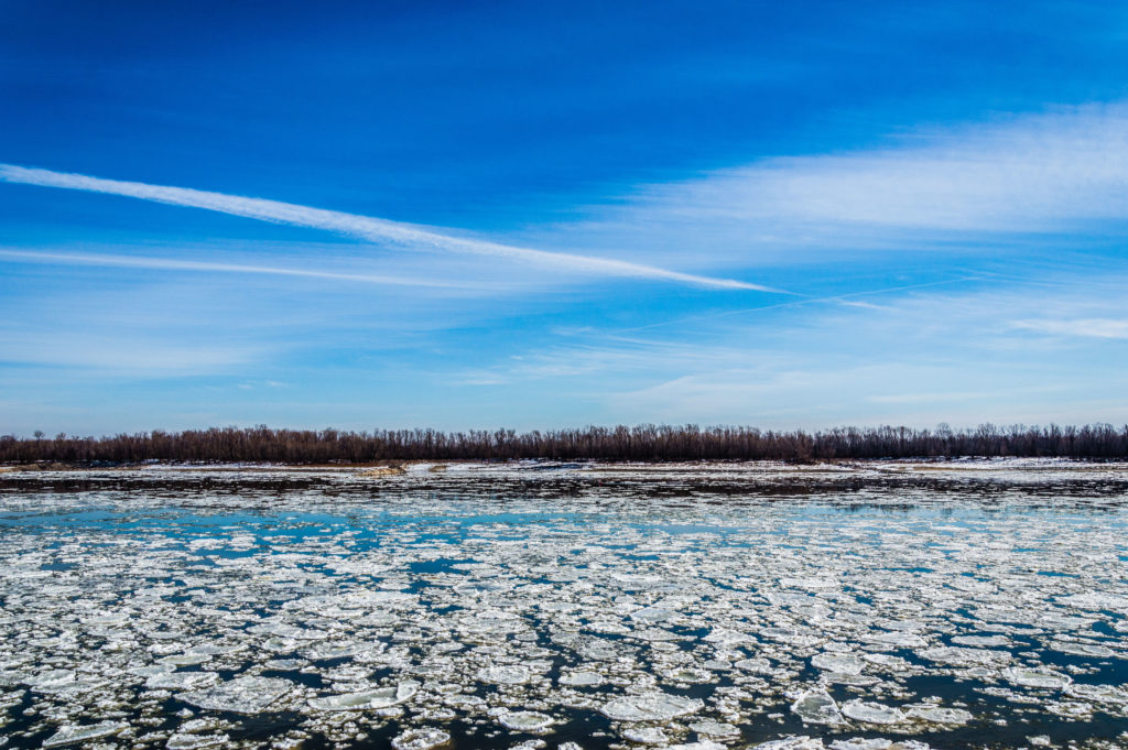  Ice on the Mississippi